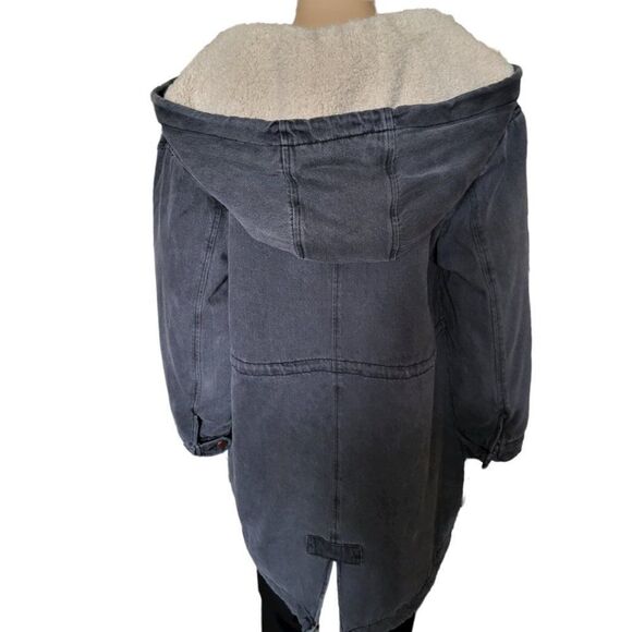 Zara Cozy and warm Distressed Denim Fall  Hoodie - Picture 5 of 6